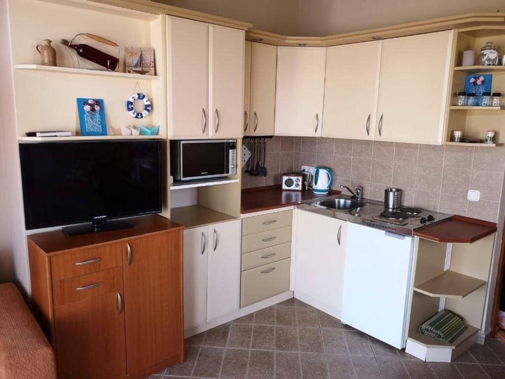 Horvath Apartman Fonyod Apartment Exterior photo